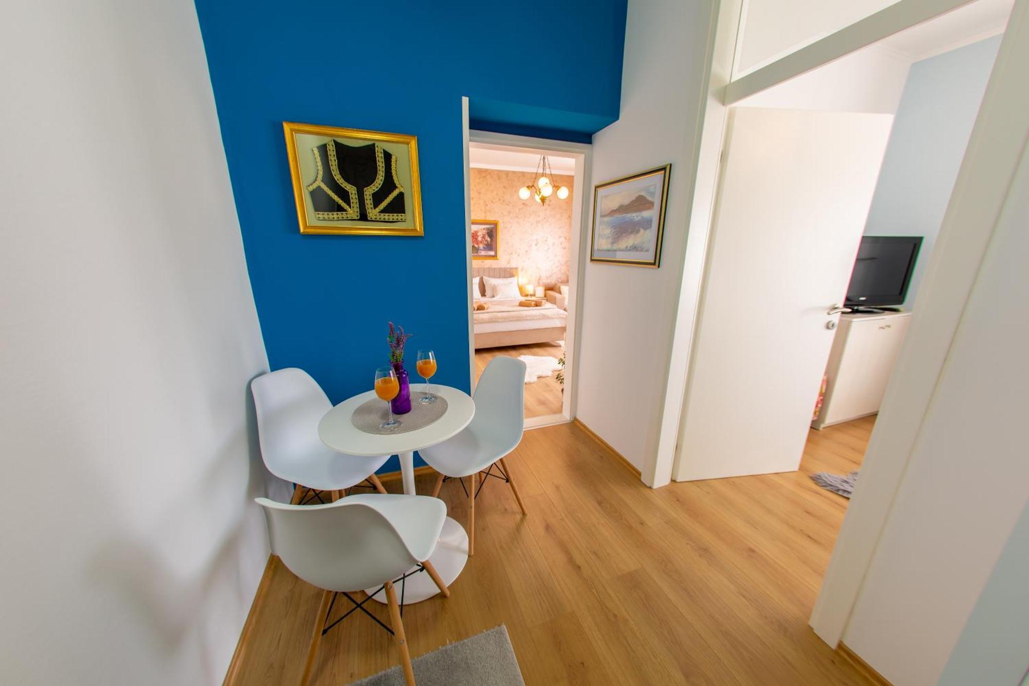 Apartman Hersek โมสตาร์ ภายนอก รูปภาพ