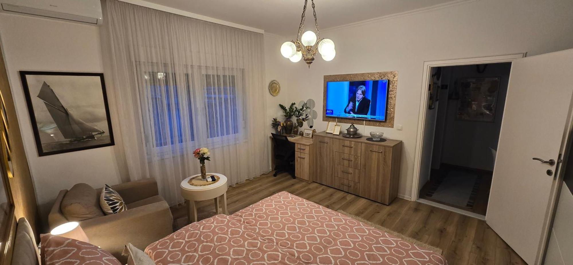 Apartman Hersek โมสตาร์ ภายนอก รูปภาพ