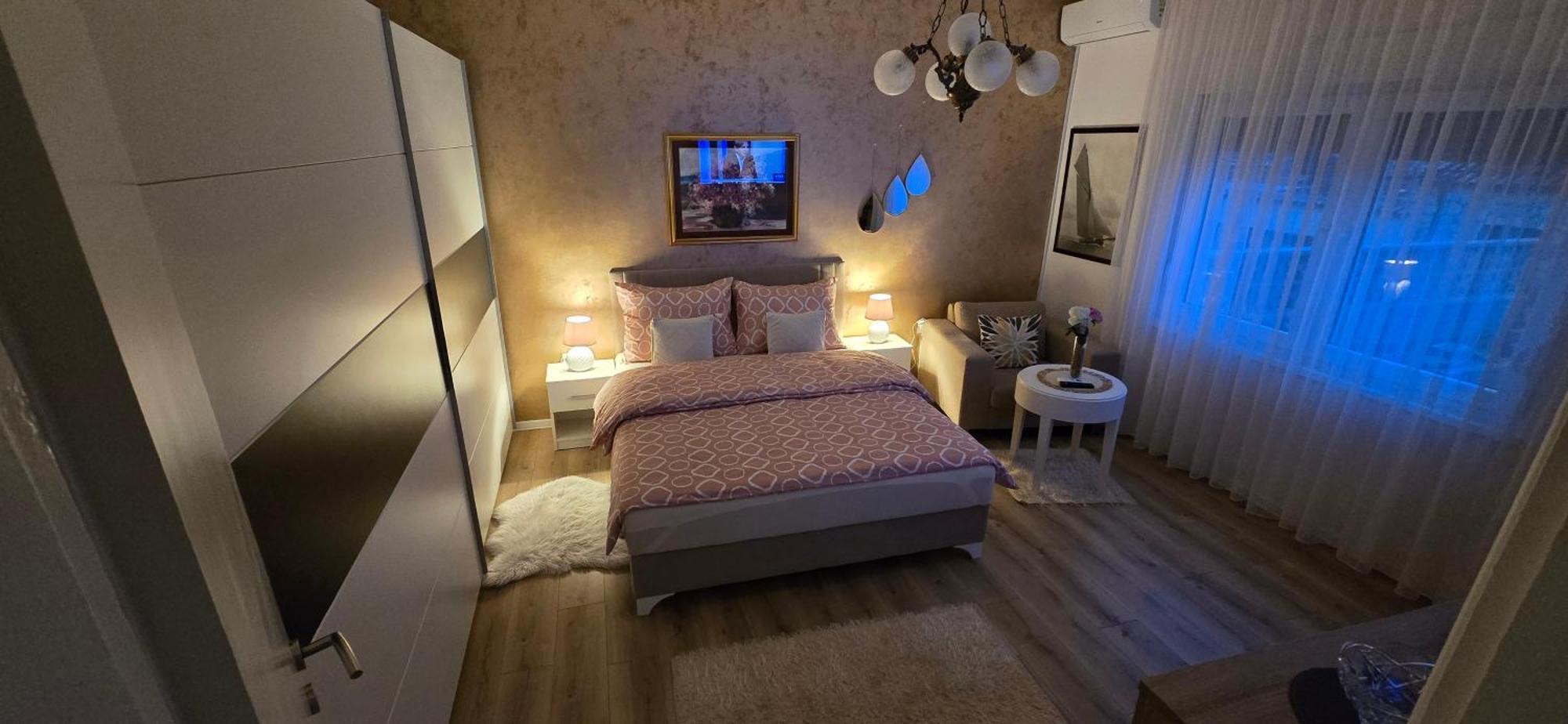 Apartman Hersek โมสตาร์ ภายนอก รูปภาพ