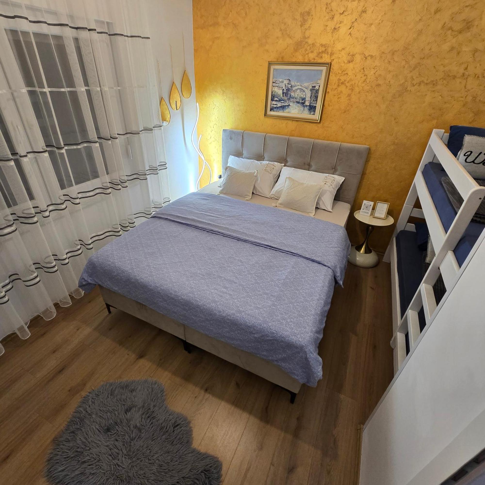 Apartman Hersek โมสตาร์ ภายนอก รูปภาพ